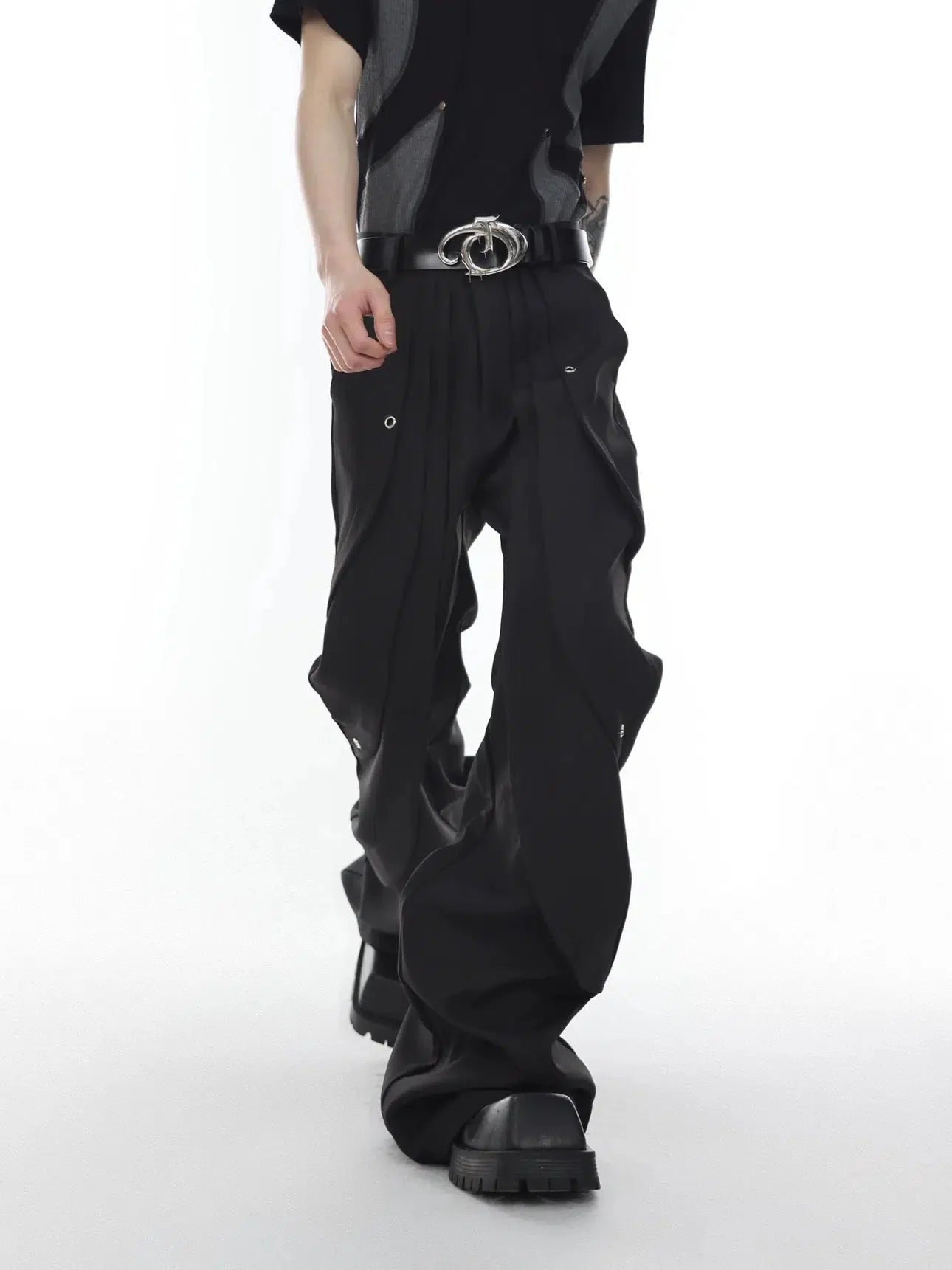 High-Waisted Pleated Flared Pants-ArguE CulturE