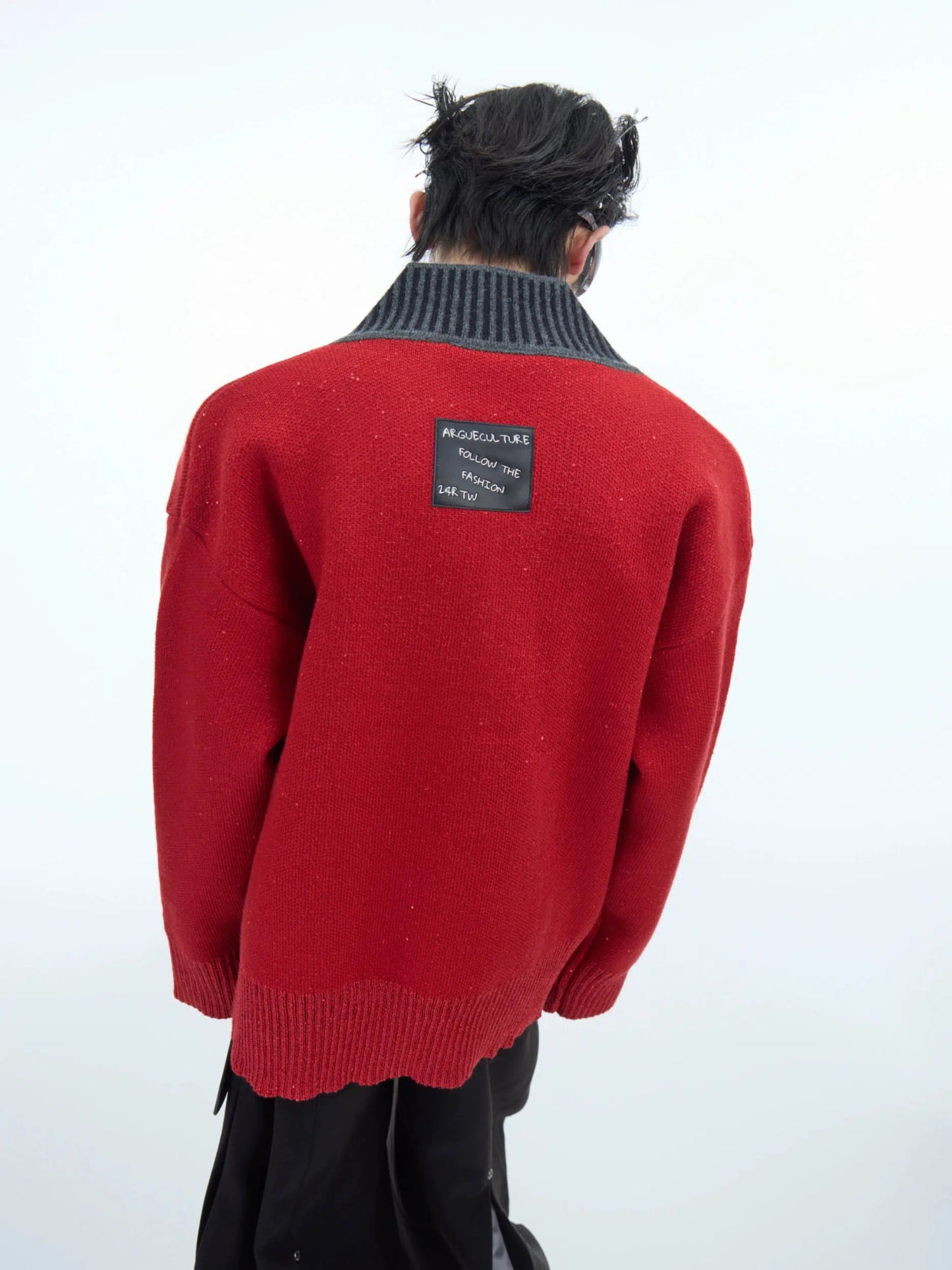 V-Neck Knitted Sweater with Contrast Trim-ArguE CulturE